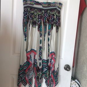 Asymmetrical tribal print skirt.